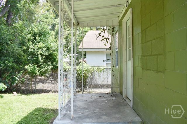 1025 Elliott Avenue, Savannah, GA 31415
