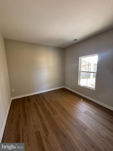 129 EVANS ST, Manassas Park, VA 20111