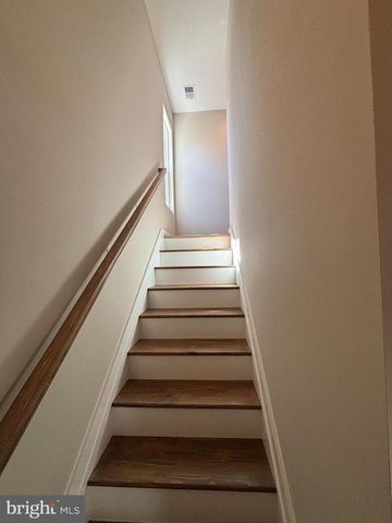 129 EVANS ST, Manassas Park, VA 20111
