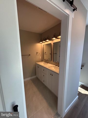 129 EVANS ST, Manassas Park, VA 20111