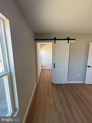 129 EVANS ST, Manassas Park, VA 20111