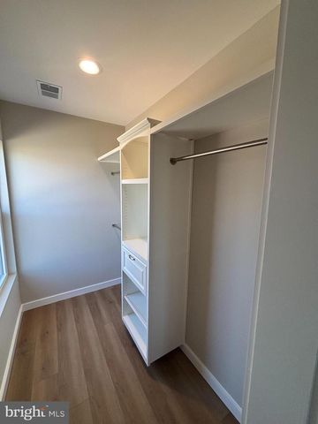 129 EVANS ST, Manassas Park, VA 20111