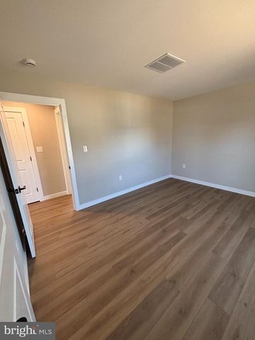 129 EVANS ST, Manassas Park, VA 20111