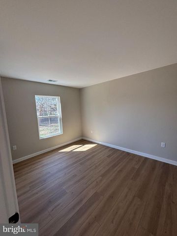 129 EVANS ST, Manassas Park, VA 20111