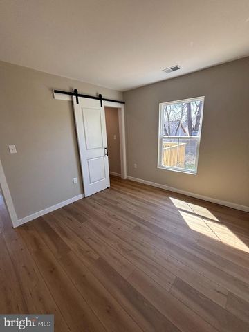 129 EVANS ST, Manassas Park, VA 20111