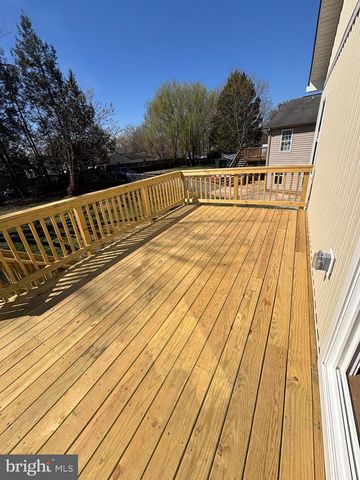 129 EVANS ST, Manassas Park, VA 20111