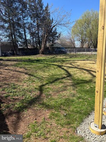 129 EVANS ST, Manassas Park, VA 20111