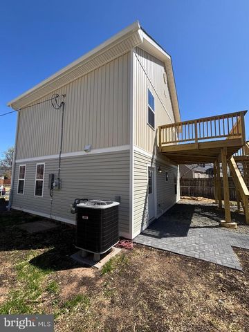 129 EVANS ST, Manassas Park, VA 20111