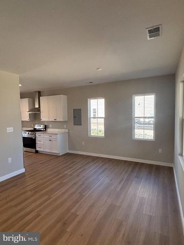 129 EVANS ST, Manassas Park, VA 20111