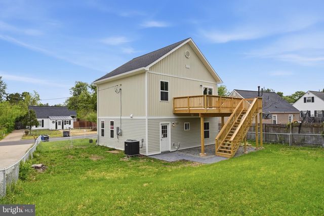129 EVANS ST, Manassas Park, VA 20111
