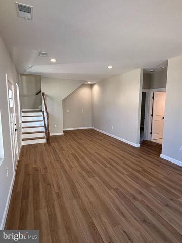 129 EVANS ST, Manassas Park, VA 20111