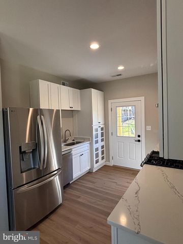 129 EVANS ST, Manassas Park, VA 20111