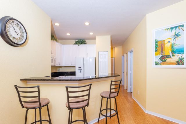 1600 SE SHEFFIELD Terrace 201, Stuart, FL 34994
