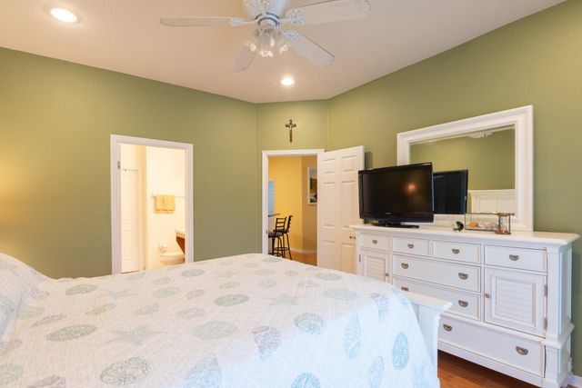 1600 SE SHEFFIELD Terrace 201, Stuart, FL 34994