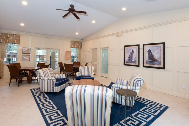 1600 SE SHEFFIELD Terrace 201, Stuart, FL 34994