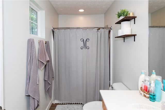 1680 Wimbledon Drive, Fairborn, OH 45324