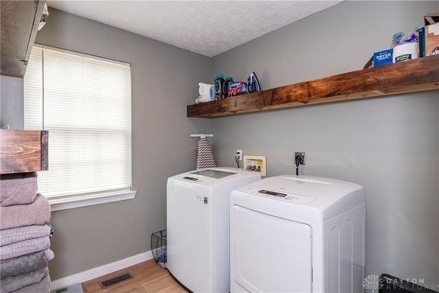 1680 Wimbledon Drive, Fairborn, OH 45324