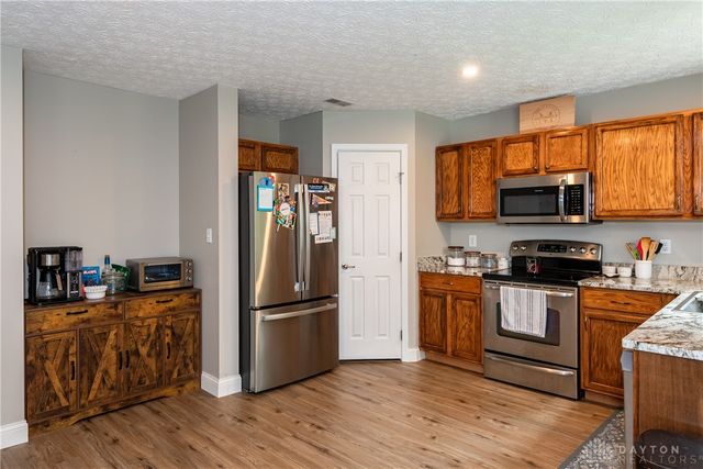 1680 Wimbledon Drive, Fairborn, OH 45324