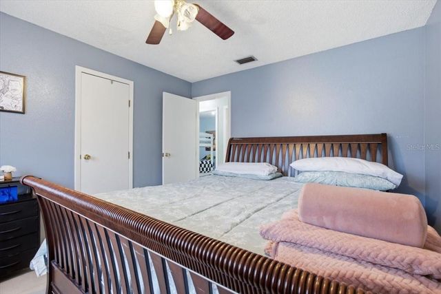 2266 LAKE LIZZIE COURT, St Cloud, FL 34771