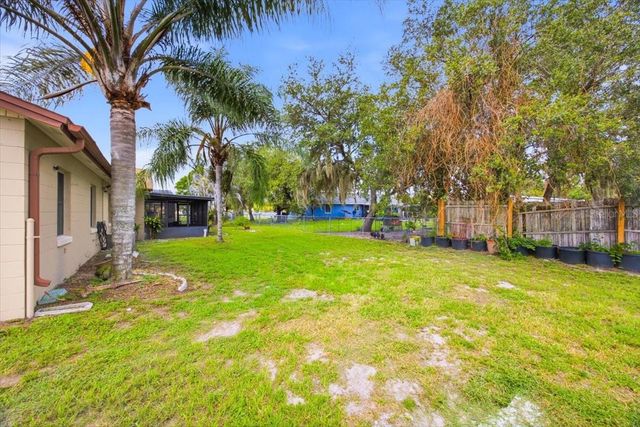 2266 LAKE LIZZIE COURT, St Cloud, FL 34771