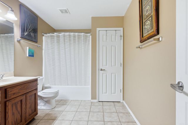 1819 Pleasant Point Circle, Bryant, AR 72022