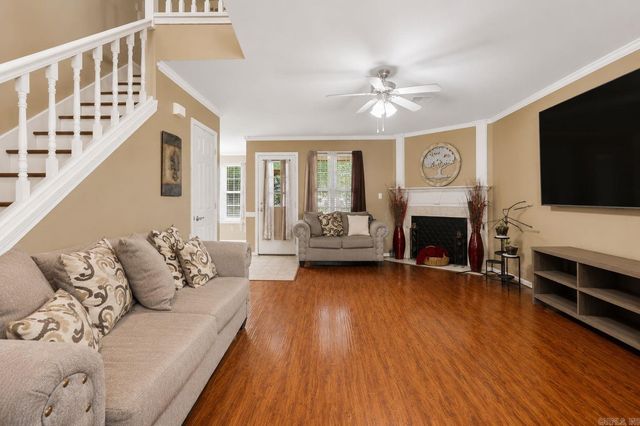 1819 Pleasant Point Circle, Bryant, AR 72022