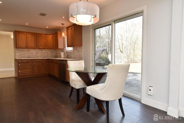 16 Old Bridge Plaza, Old Bridge, NJ 08857