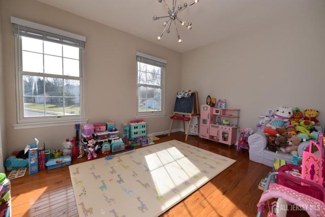 16 Old Bridge Plaza, Old Bridge, NJ 08857