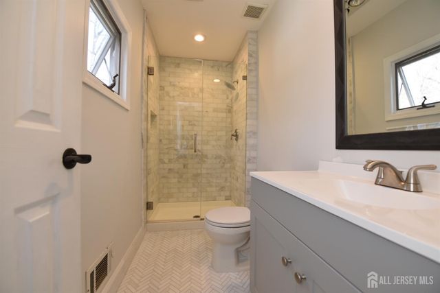 16 Old Bridge Plaza, Old Bridge, NJ 08857