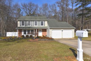 16 Old Bridge Plaza, Old Bridge, NJ 08857