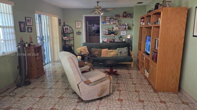 11933 SW 196th Ter, Miami, FL 33177