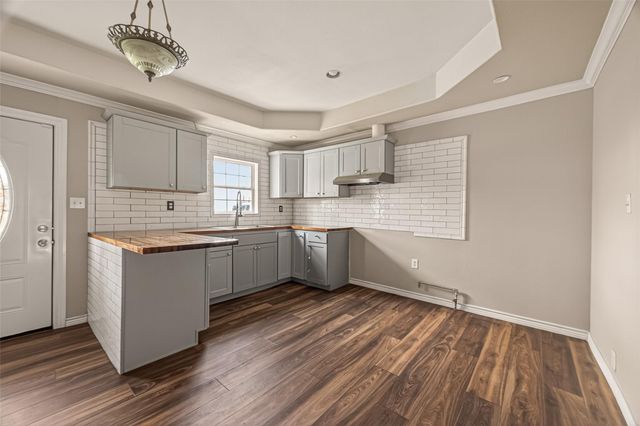 12906 Gladden Drive, Houston, TX 77049