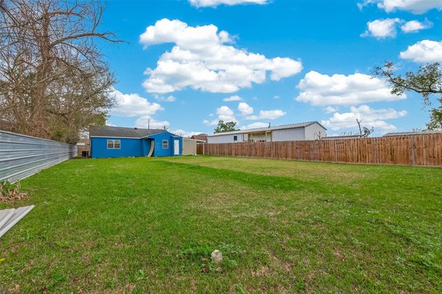 12906 Gladden Drive, Houston, TX 77049