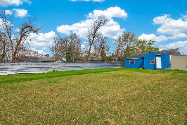 12906 Gladden Drive, Houston, TX 77049