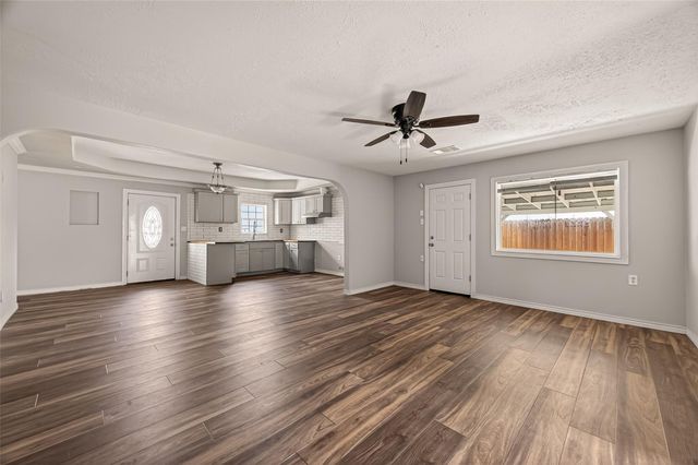 12906 Gladden Drive, Houston, TX 77049