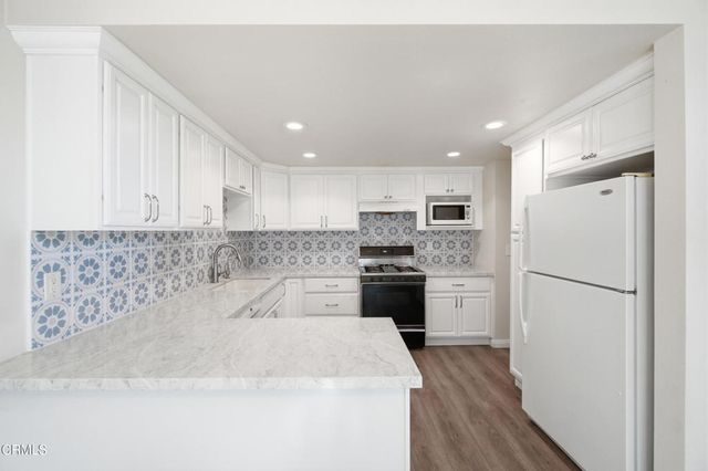 2208 N H Street, Oxnard, CA 93036