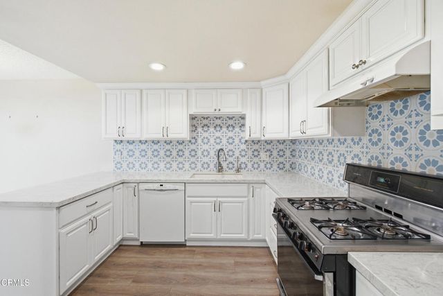 2208 N H Street, Oxnard, CA 93036
