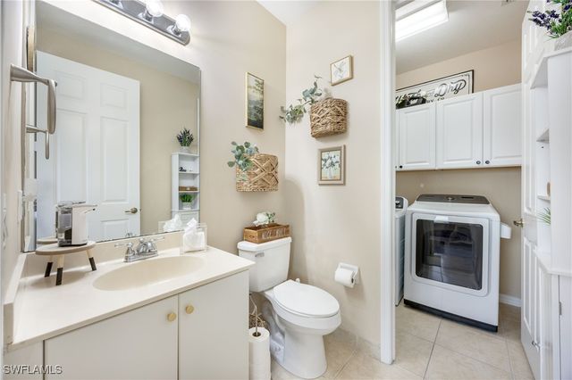 1320 Mariposa CIR 104, Naples, FL 34105