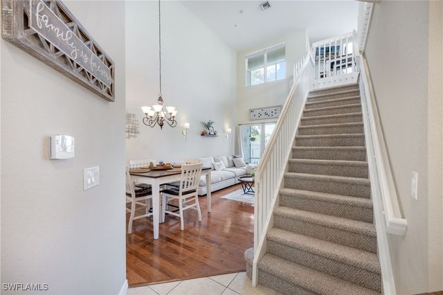 1320 Mariposa CIR 104, Naples, FL 34105