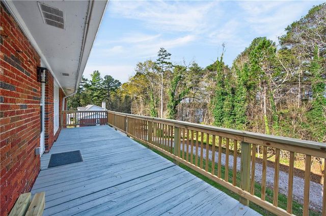 3460 Maynard Circle, Gainesville, GA 30506