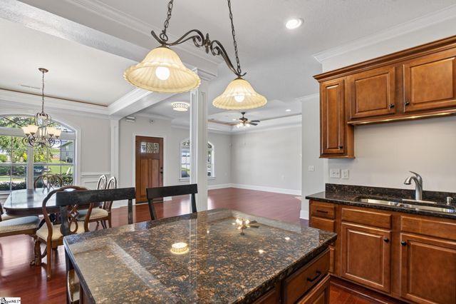 116 Bur Oak Drive, Taylors, SC 29687