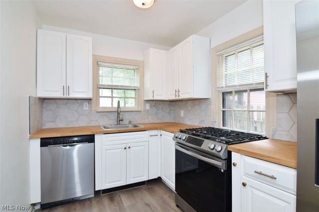 19000 Winslow Road, Shaker Heights, OH 44122