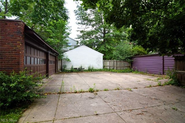 19000 Winslow Road, Shaker Heights, OH 44122
