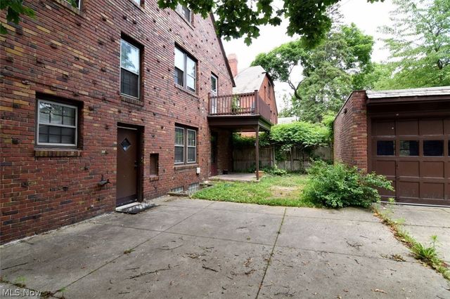 19000 Winslow Road, Shaker Heights, OH 44122