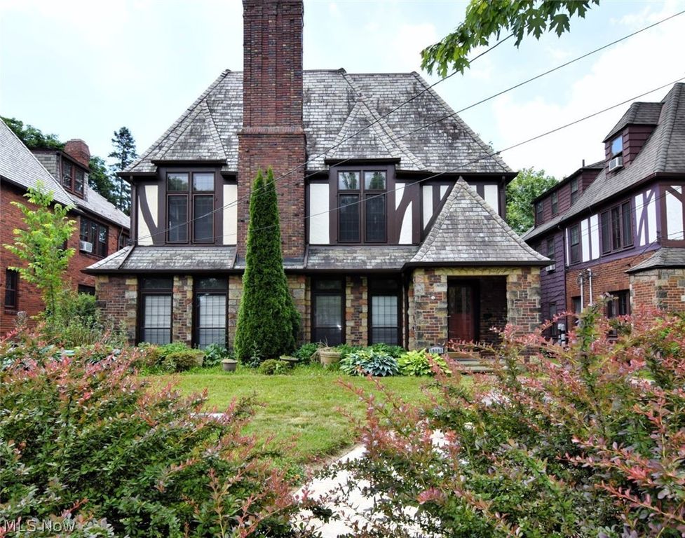 19000 Winslow Road, Shaker Heights, OH 44122