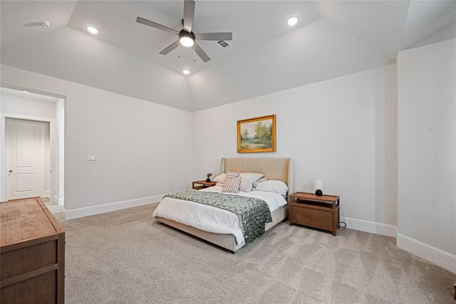 622 Platinum Stone Lane, Pinehurst, TX 77362