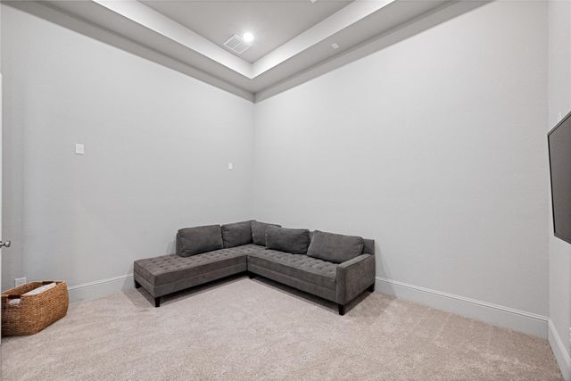 622 Platinum Stone Lane, Pinehurst, TX 77362