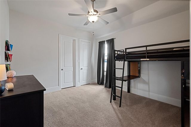 622 Platinum Stone Lane, Pinehurst, TX 77362