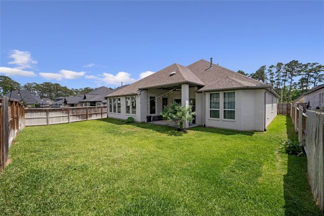 622 Platinum Stone Lane, Pinehurst, TX 77362