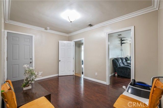 1037 S Tajauta, Compton, CA 90220